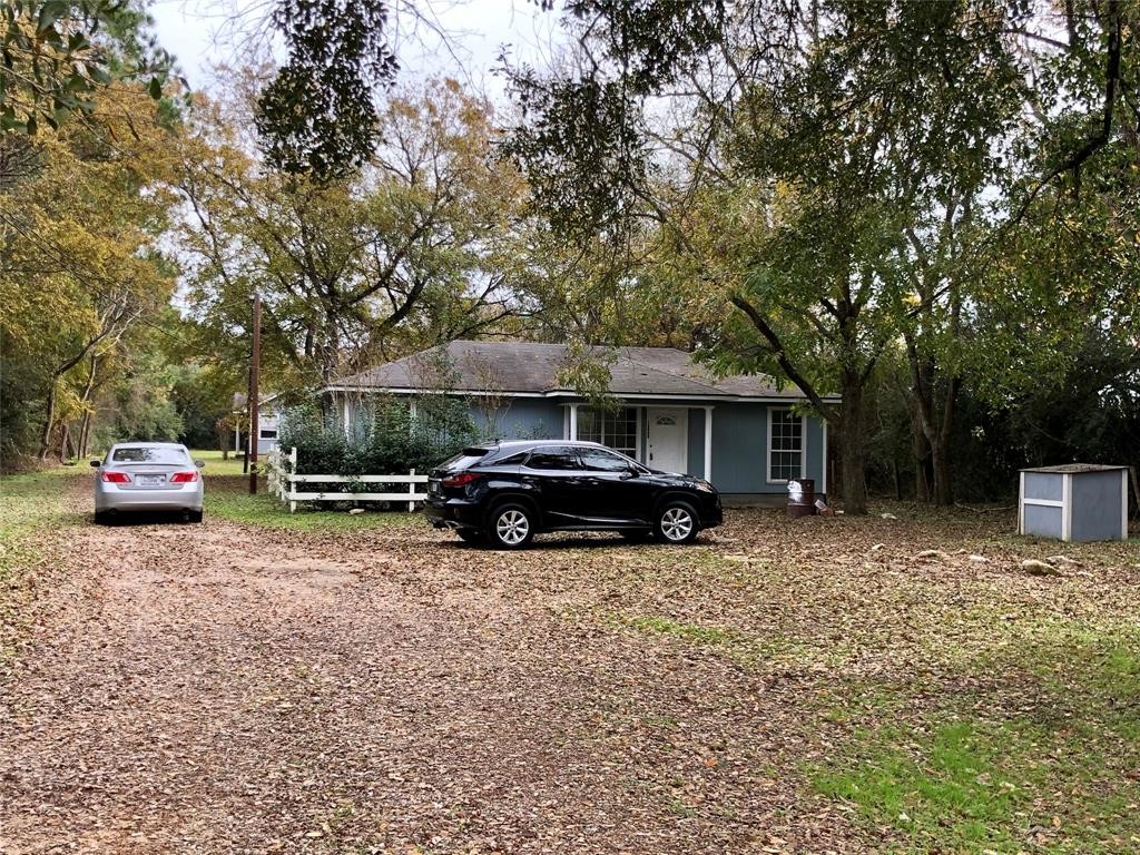 Primary Photo - 18224 Bauer Rd
