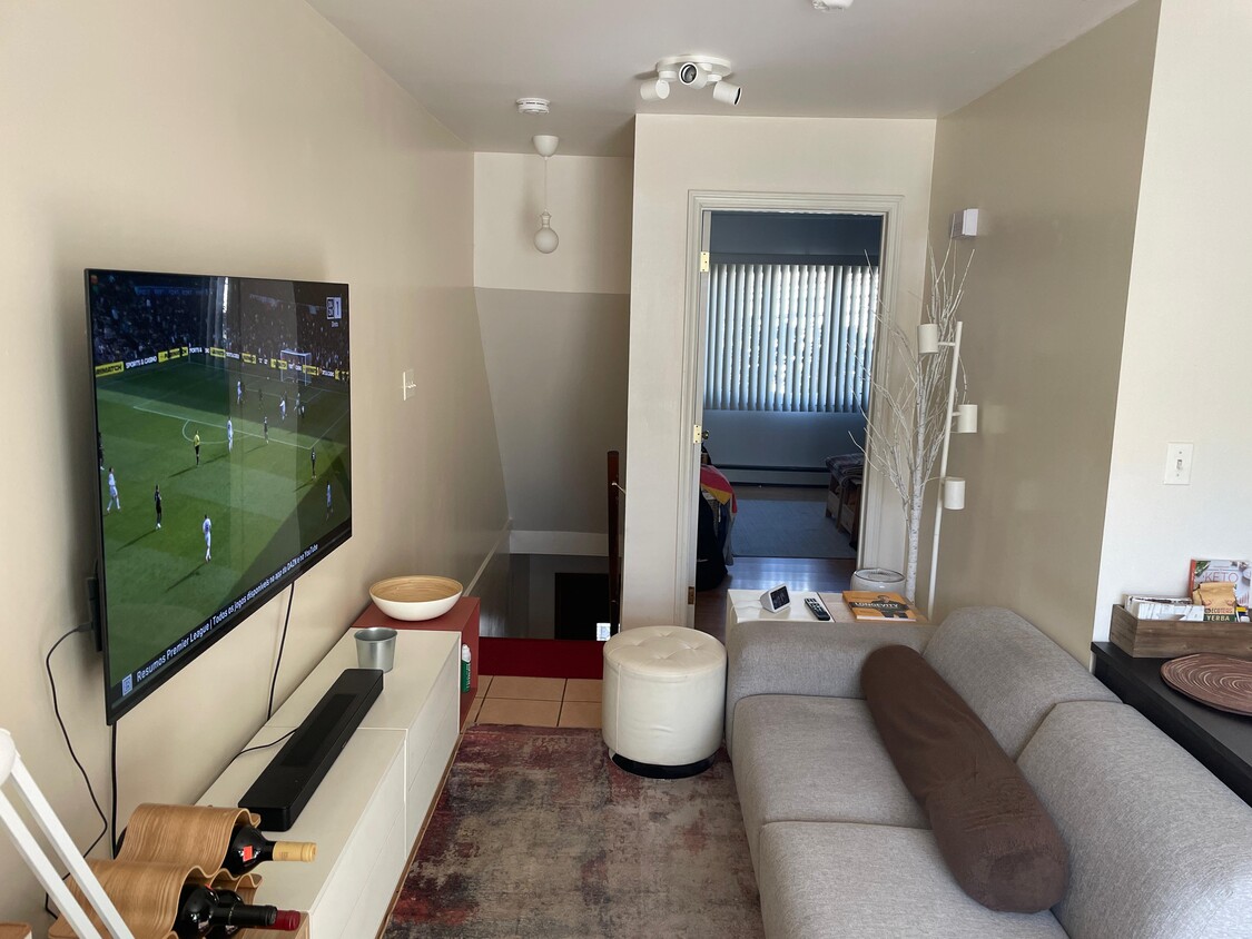 Primary Photo - 60 Wilson Ave