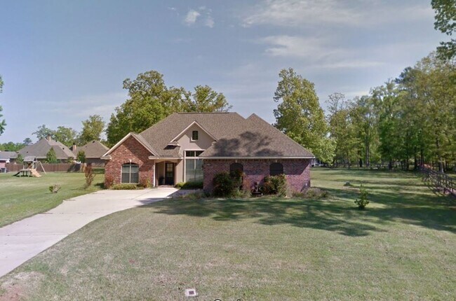 Building Photo - Cypress Bay Neighborhood-North Benton