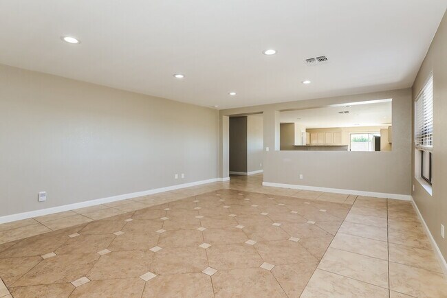 Foto del edificio - 11545 W Scotts Dr