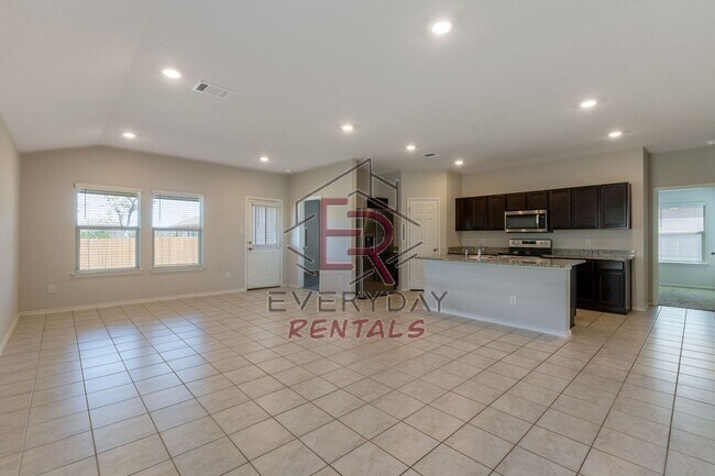 Foto del edificio - 3 bedroom 2 bath in Yowell Ranch