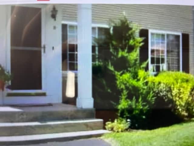 First Floor with large windows - 20 Eagle Run
