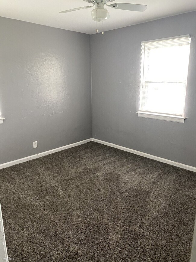 Foto del edificio - 2 br, 1 bath House - 449 W Stewart St