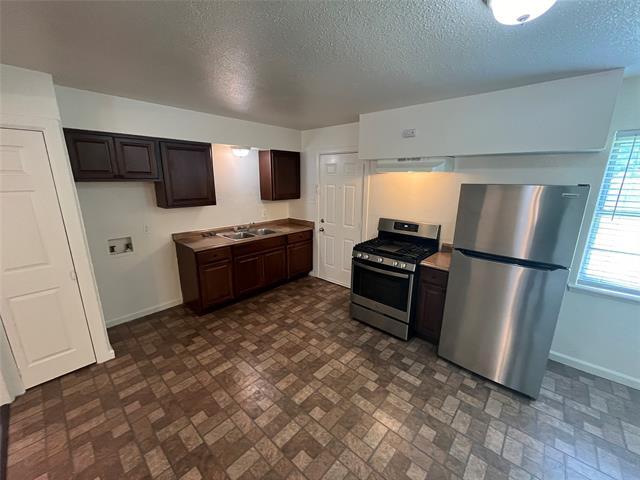 Building Photo - 329 Davidson Dr