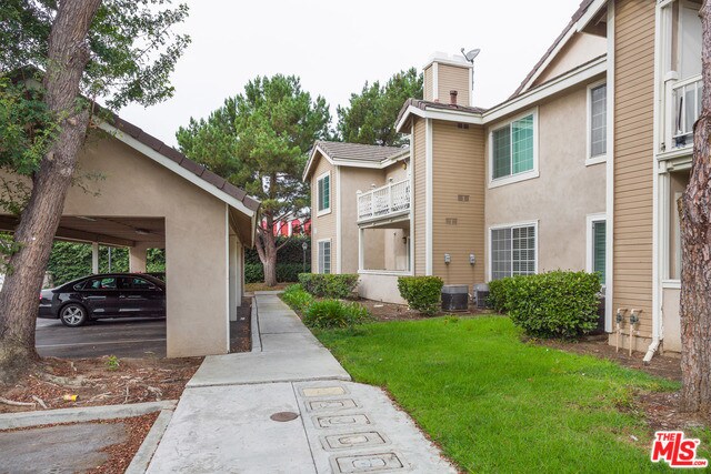 Building Photo - 3851 Amberly Dr