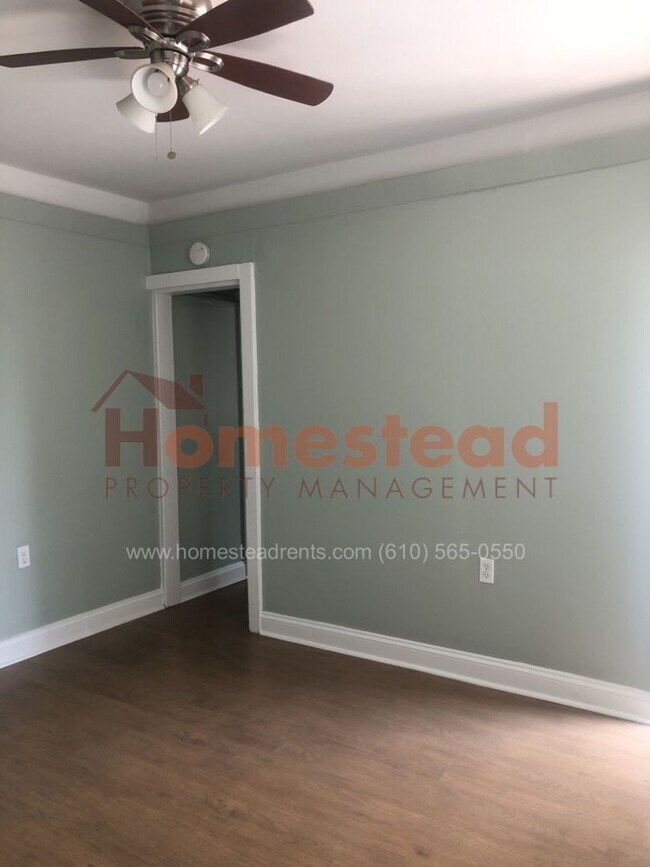 Foto del edificio - 8 S 5th St