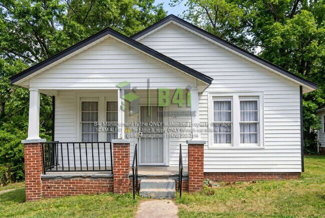 Foto del edificio - 560 Radcliff Ave