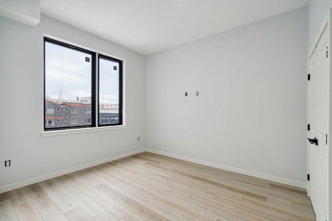 Building Photo - 1112 E Berks St