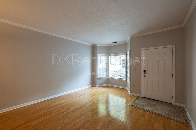 Foto del edificio - 2680 Pine Tree Rd NE