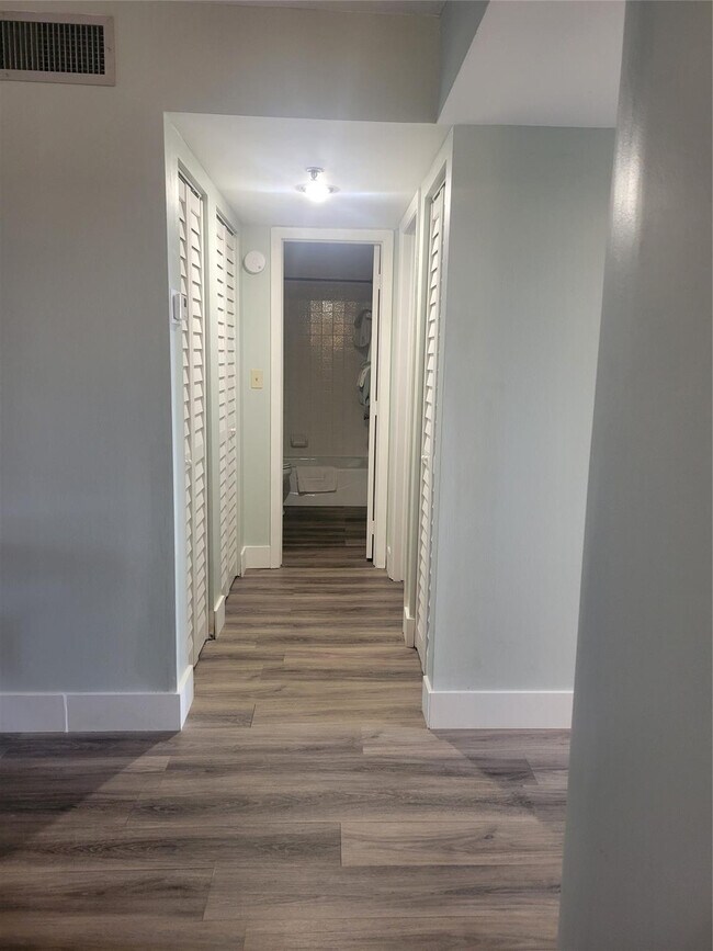 Foto del edificio - 3940 Inverrary Blvd