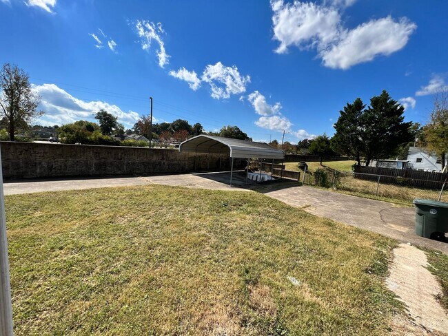 Foto del edificio - Newly renovated 2 bedroom 1 bathroom
