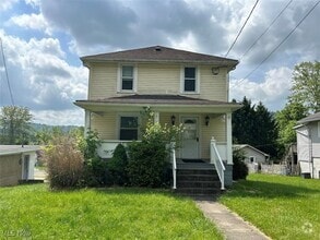 Building Photo - 186 Idabelle Ave