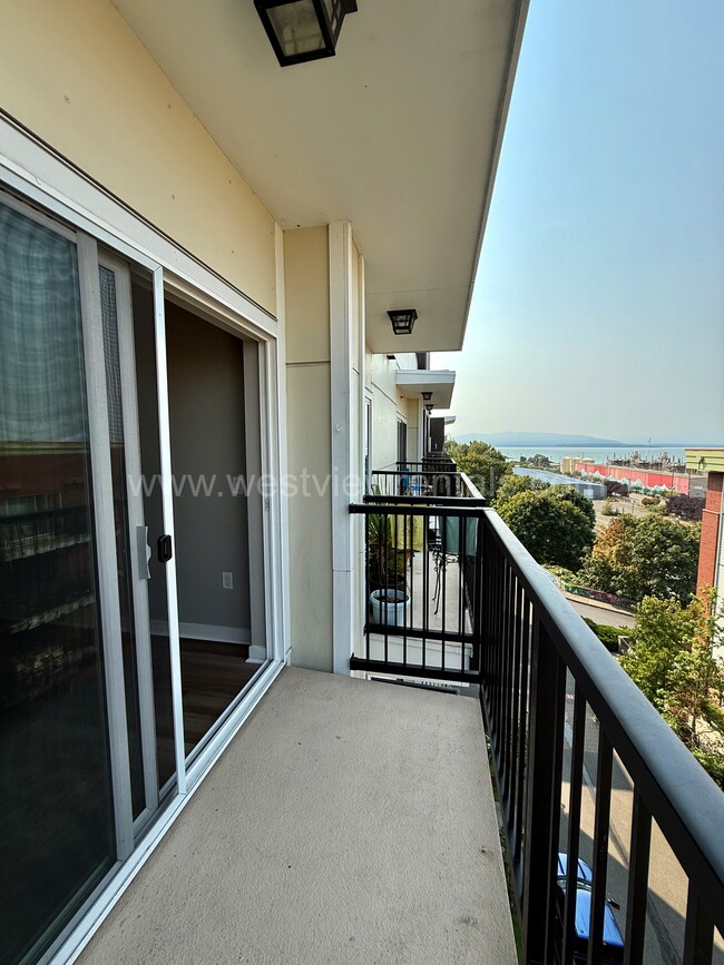 Building Photo - The Sandpiper