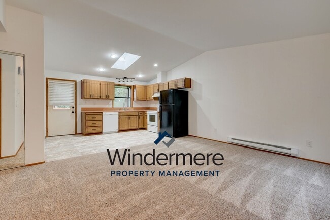 Building Photo - 1392 : 4168 Cabrini Ct