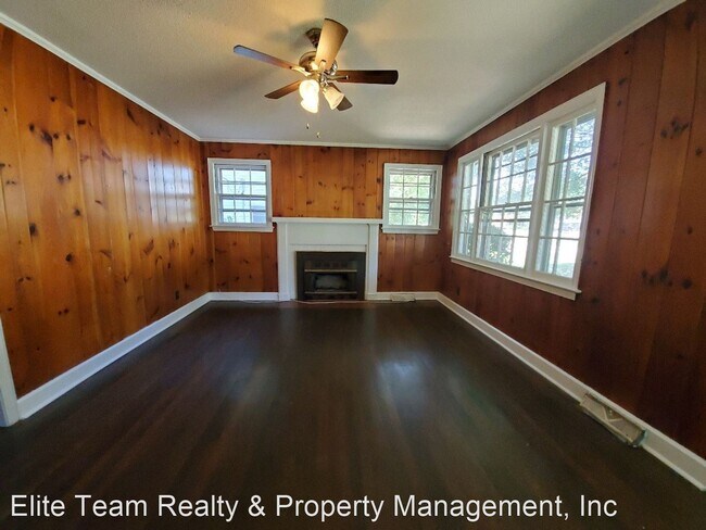 Building Photo - 3 br, 1 bath House - S Jones Ave 517
