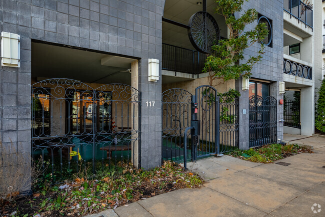 Entrance - West End Lofts II