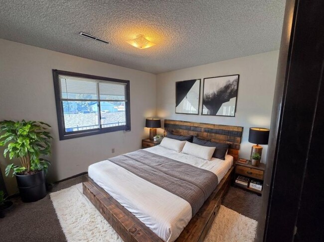 Building Photo - 2 bedroom in Billings MT 59105