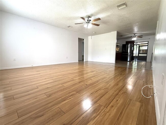 Foto del edificio - 2944 58th Ave N