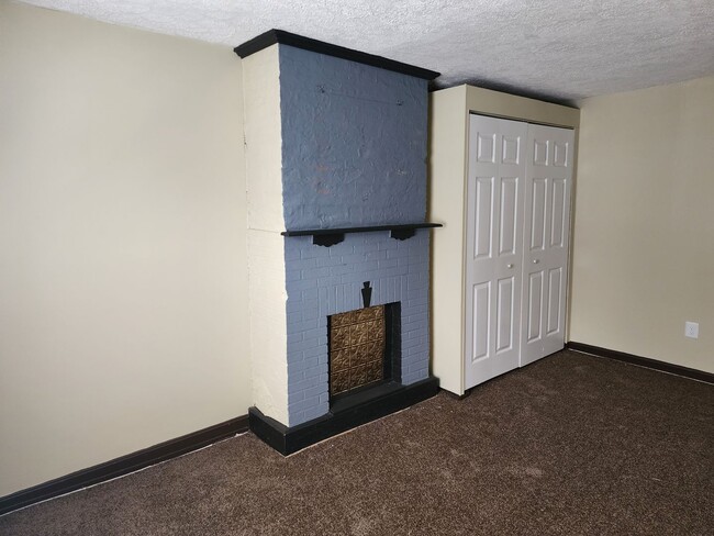 Building Photo - Cute & Quirky 3 bedroom House in Portland