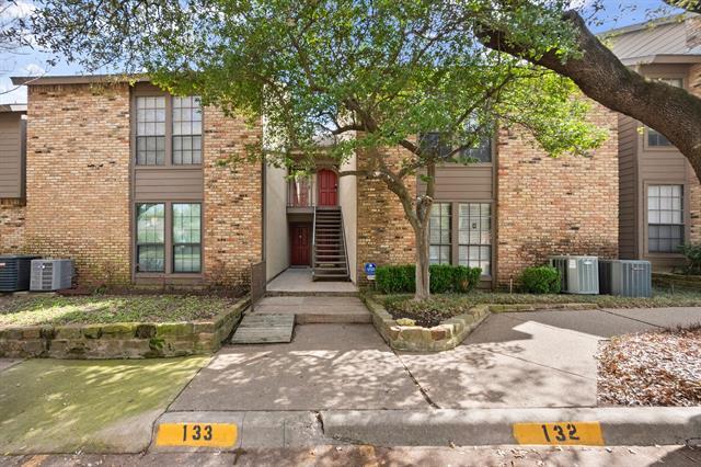 Foto del edificio - 15221 Berry Trail