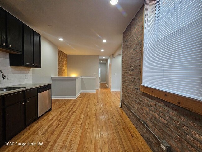 Foto del edificio - 1630 W Fargo Ave