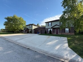 Building Photo - 160 Sunrise Cv