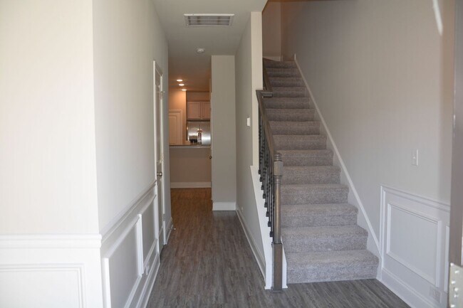 Building Photo - 7124 Fringe Flower Dr