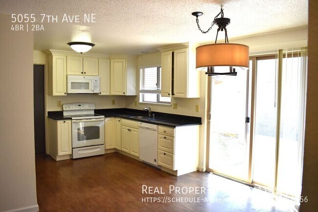 Foto del edificio - 5055 7th Ave NE