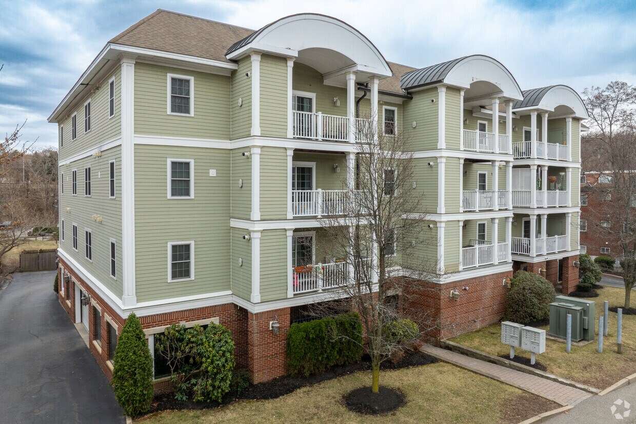 Primary - 322-326 Copeland St