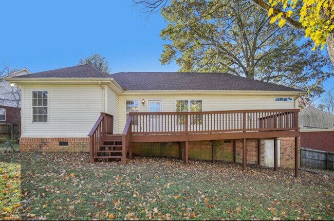 Foto del edificio - 307 Parrish Crest