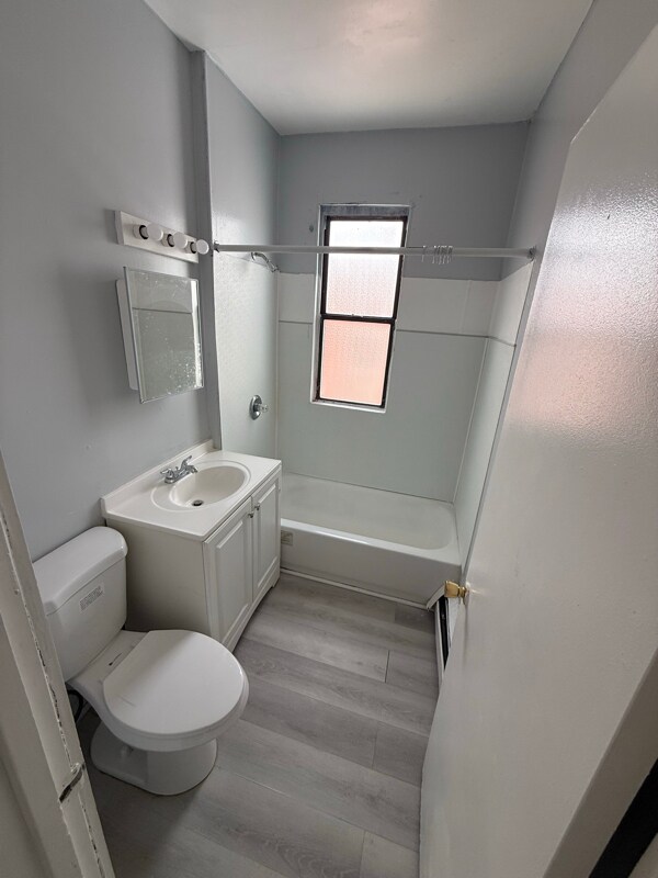 Building Photo - 17 Marshall St