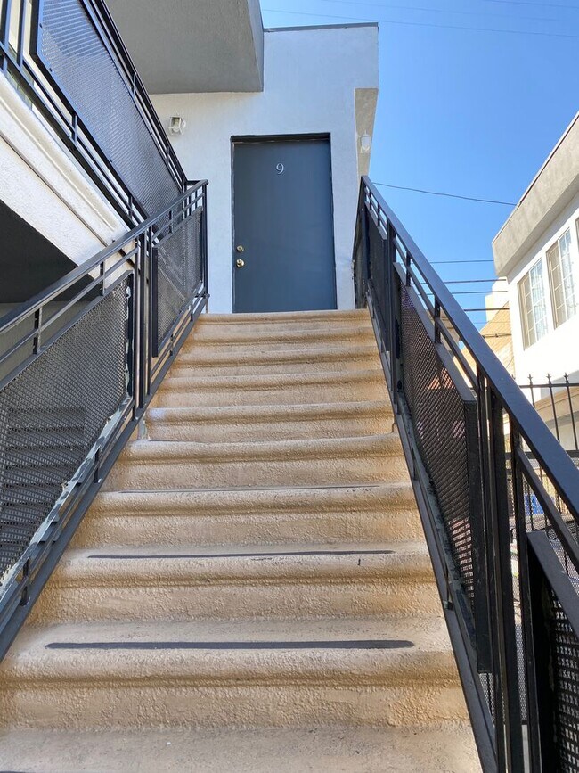 Foto del edificio - 12301-12307 Pacific Ave