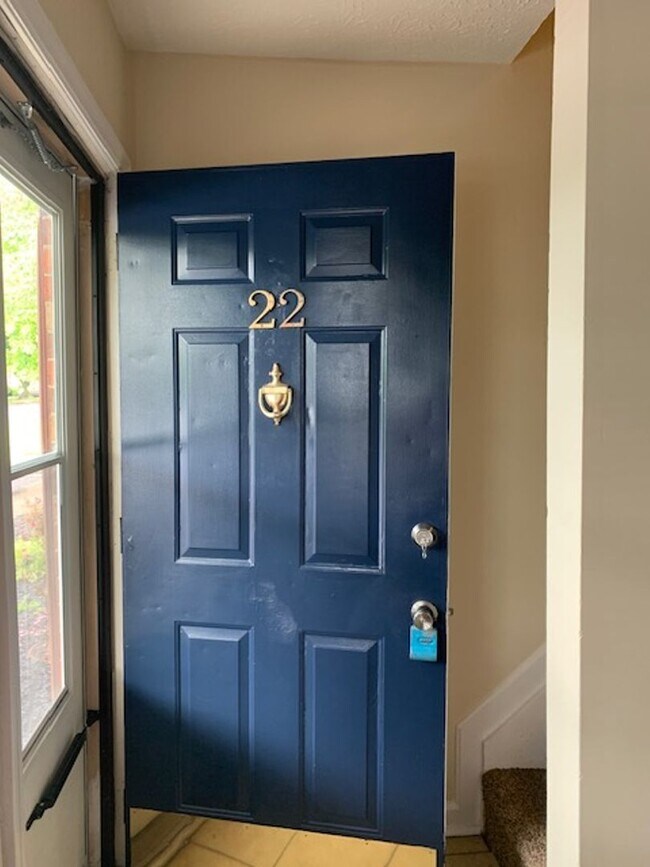 Foto del edificio - Darby Creek Townhome     240513