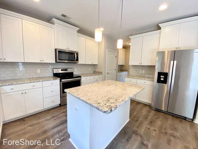 Building Photo - 4 br, 2.5 bath House - 76 Sago Palm Drive