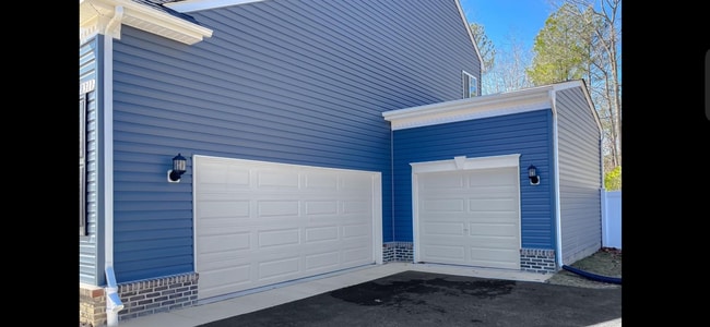 Building Photo - 13311 Windjammer Ct