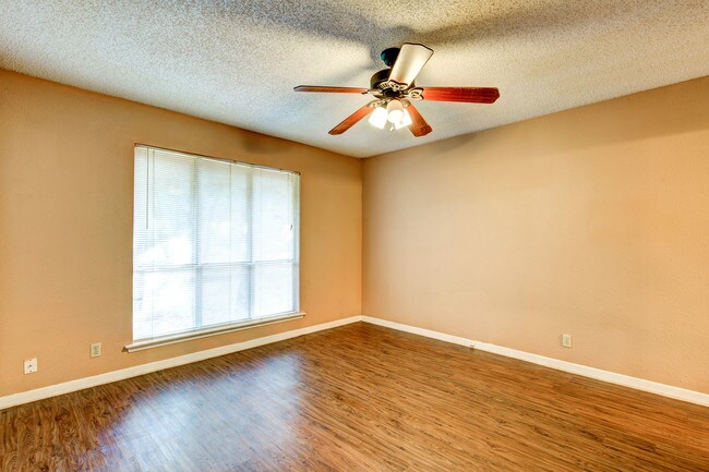 1430 Redbud Cove West Lake Hills, TX 78746 - Alquileres en West Lake