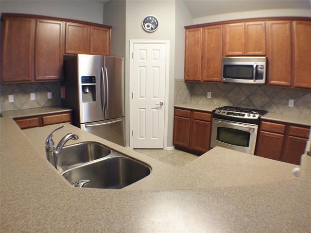 Foto del edificio - 15833 Mirasol Dr