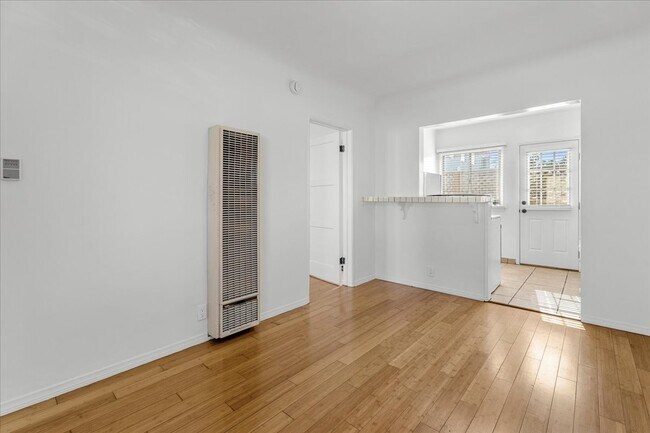 Foto del edificio - 1726 Abbot Kinney Blvd