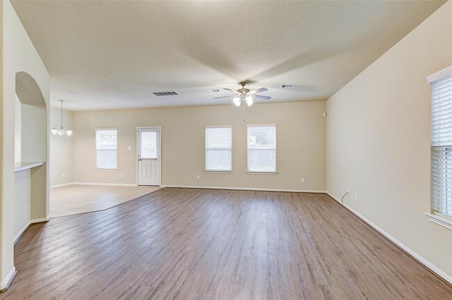 Foto del edificio - 5915 Nodaway Creek Ct