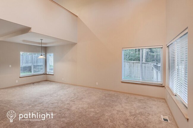 Building Photo - 7727 198th St E