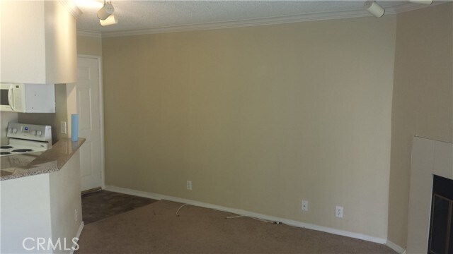 Building Photo - 10655 Lemon Ave