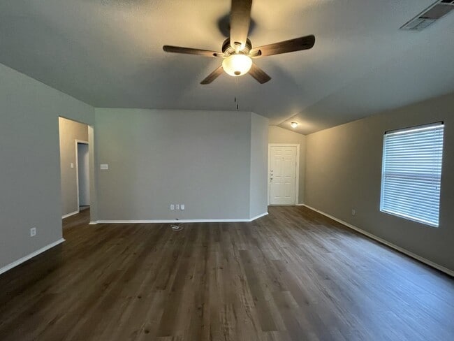 Building Photo - 7404 Fossil Creek Dr