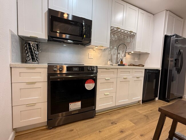 Photo - Spring Lawson House