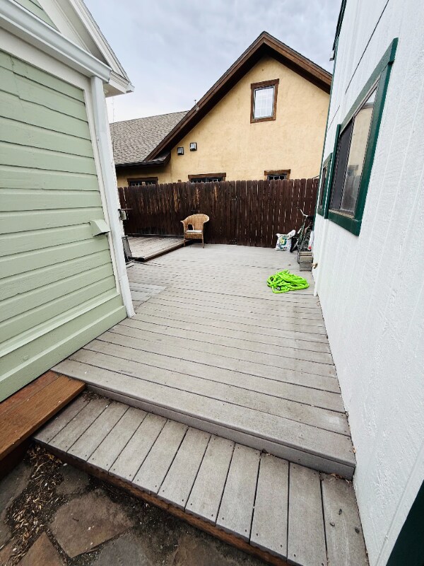 Foto del edificio - 519 W Park St