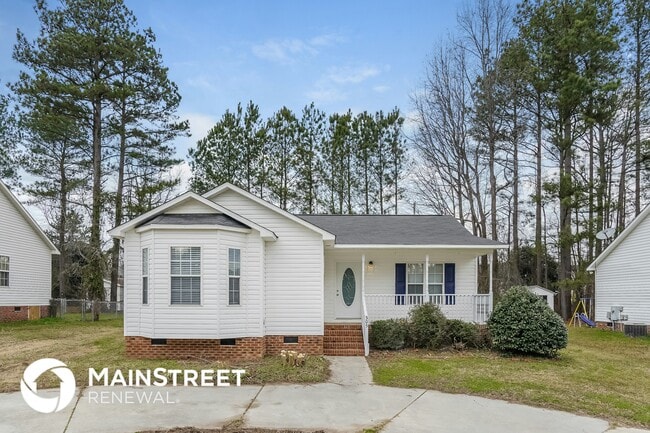 Building Photo - 305 Trestlewood Ln