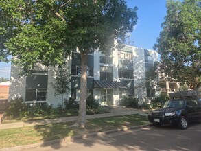 Building Photo - 918 S Pennsylvania St