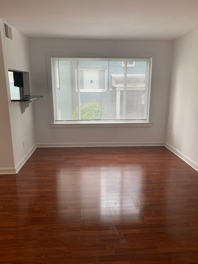 721 Brandywine Street Southeast Unit Apt 104, Washington, DC 20032