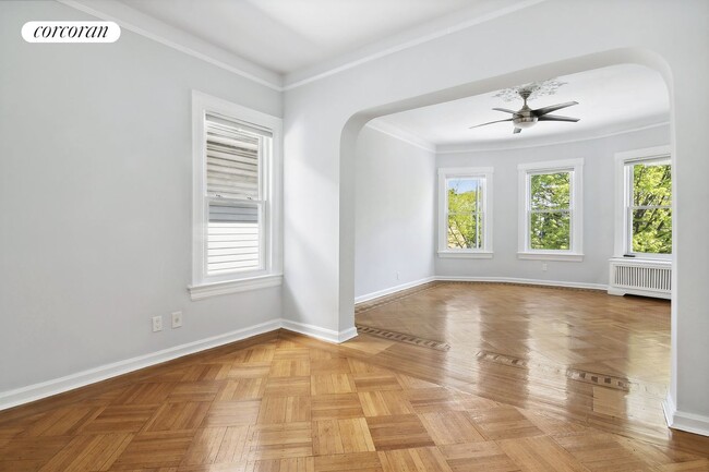 Foto del edificio - 422 E 4th St