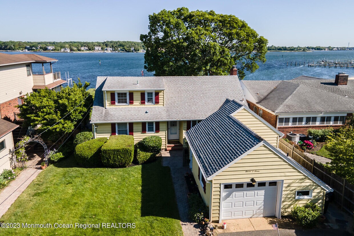 Foto principal - 1107 Bradford Dr