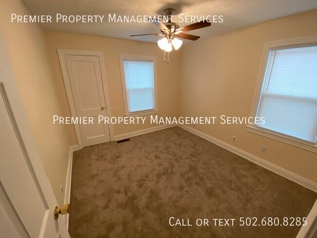 Building Photo - 934 Camden Ave